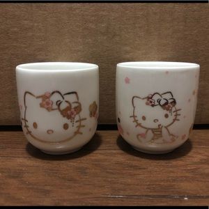 Hello Kitty Sake Cups